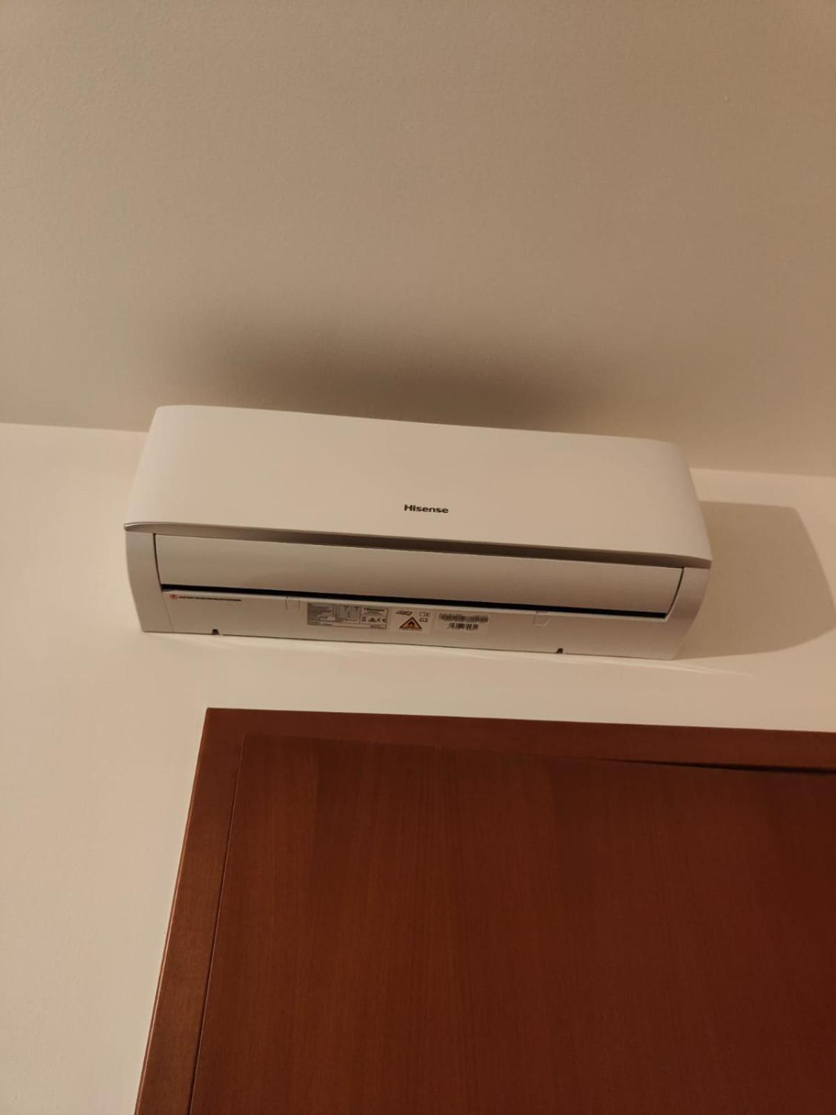 "Come A Casa" - Appartamento Gigi - Self Check In - Ospedale Humanitas - Forum Assago - Tram15 罗扎诺 外观 照片